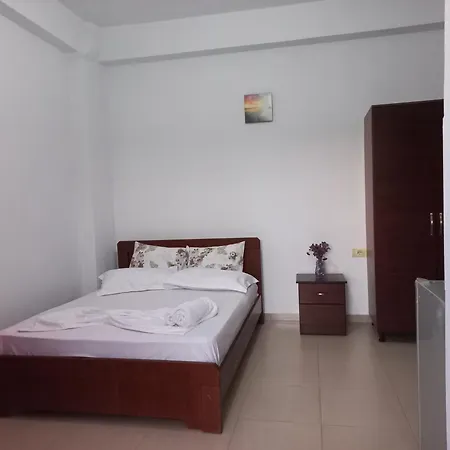 Isufi Apartment *